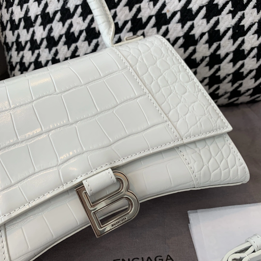 MOMO-- 218593i161 5935461LR6Y9016 high quality version hourglass item:D-B000I2524