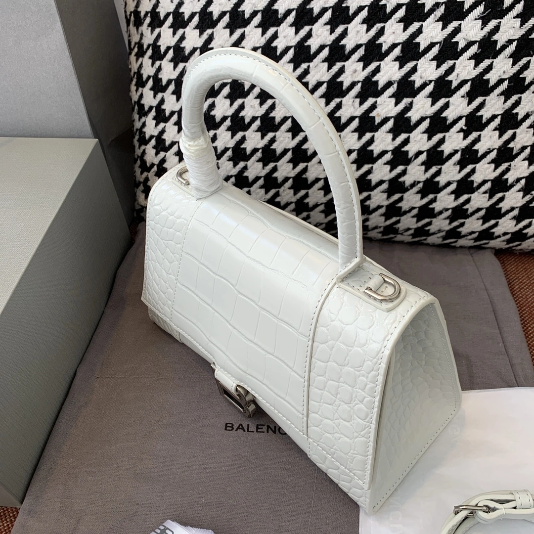 MOMO-- 218593i161 5935461LR6Y9016 high quality version hourglass item:D-B000I2524