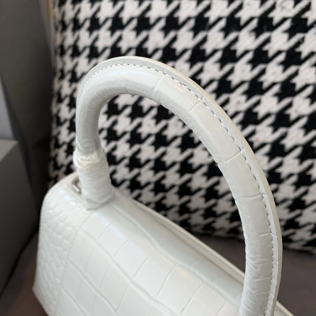 MOMO-- 218593i161 5935461LR6Y9016 high quality version hourglass item:D-B000I2524