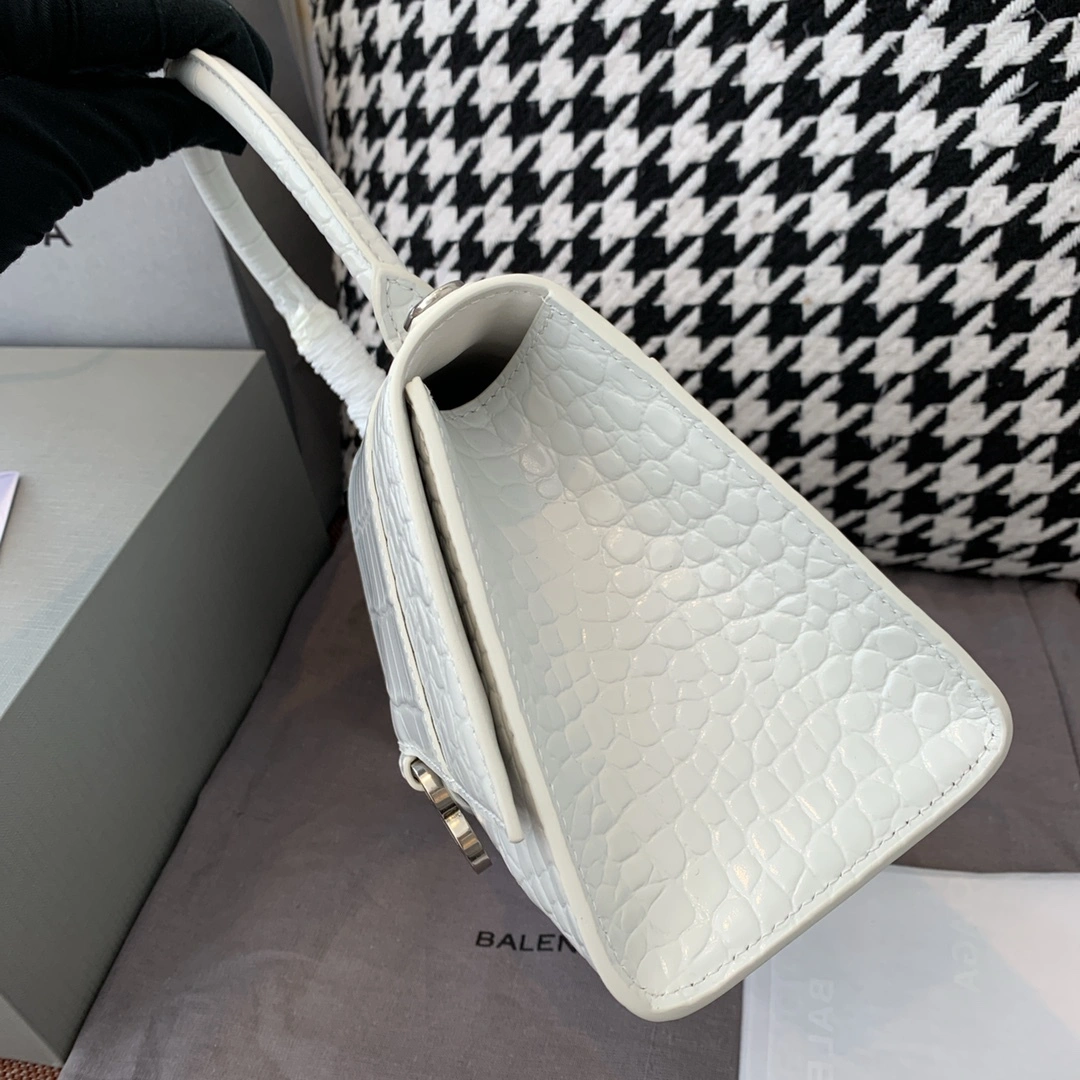 MOMO-- 218593i161 5935461LR6Y9016 high quality version hourglass item:D-B000I2524