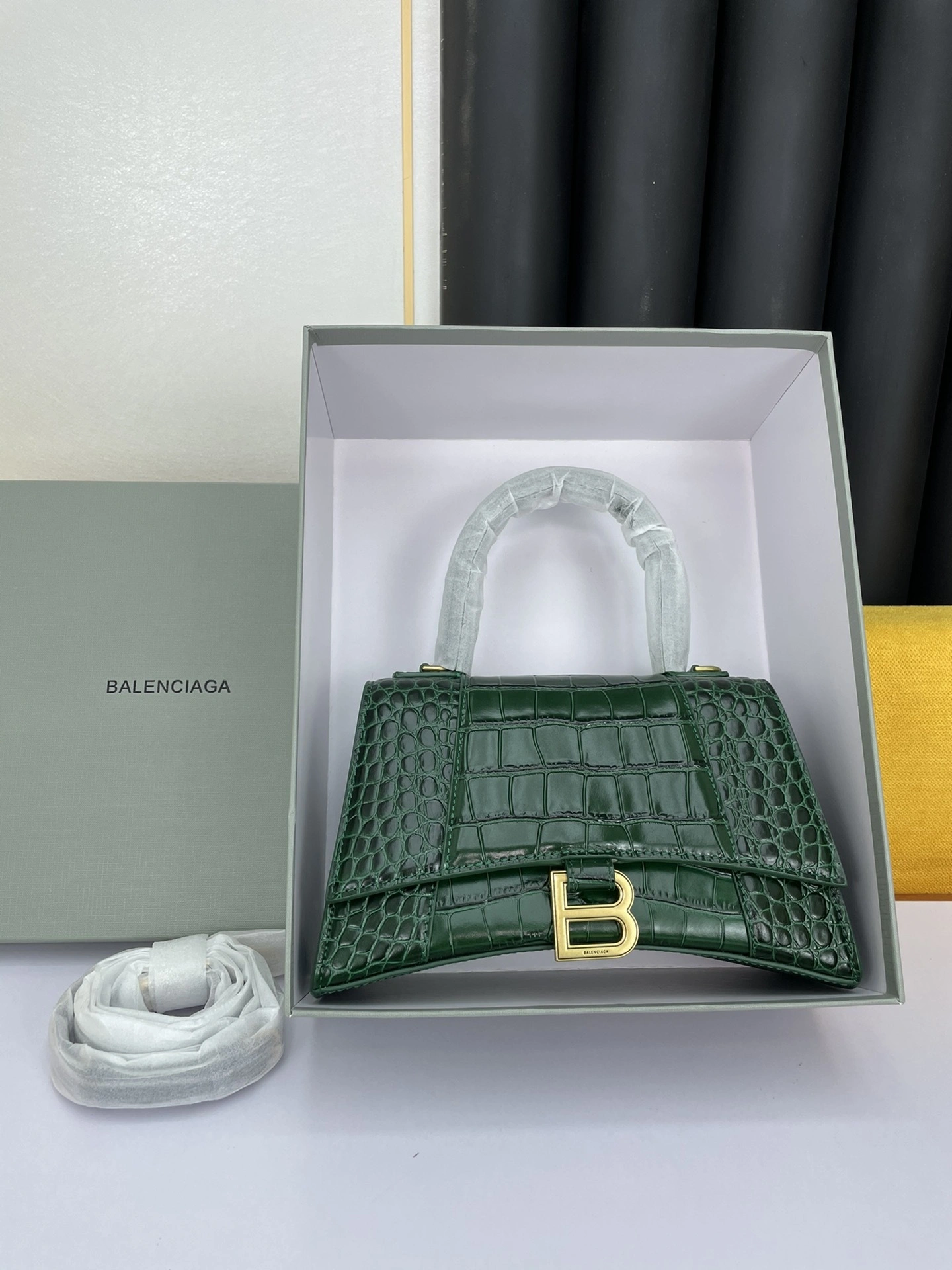 &MOMO-- 218593i161 5935461LRGM3011 high quality version item:D-B225I2505