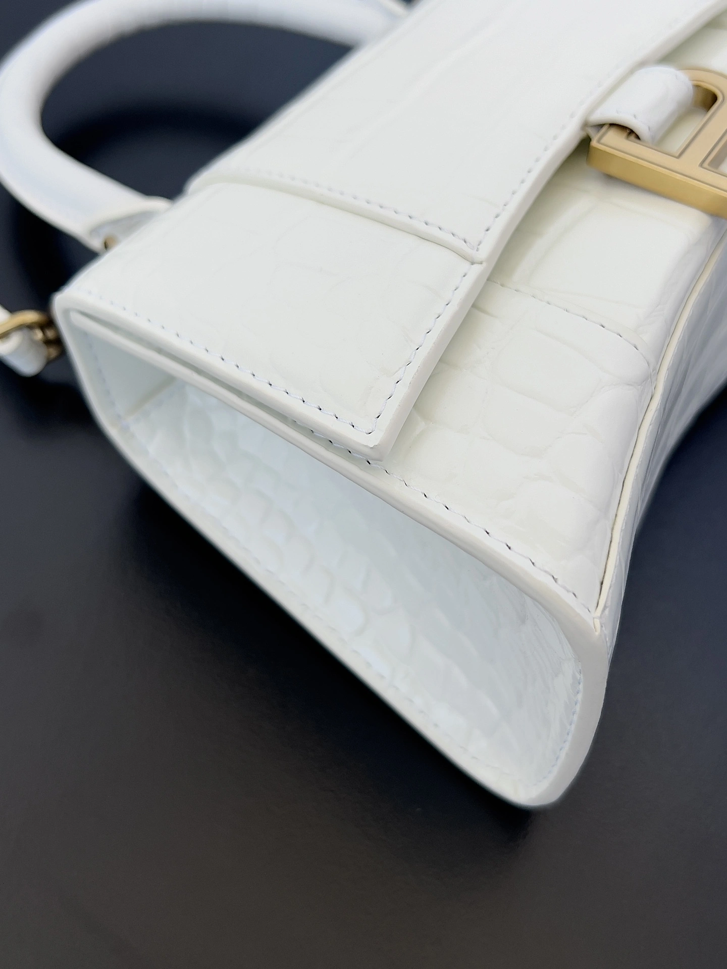 MOMO-- 218593i161 5935461LRGM9016 high quality version item:D-B063J0825