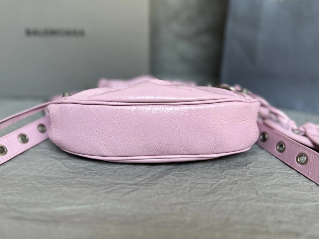 MOMO-- 218593i161 6713091VG9Y6904 high quality version Le Cagole item:D-B177I2529