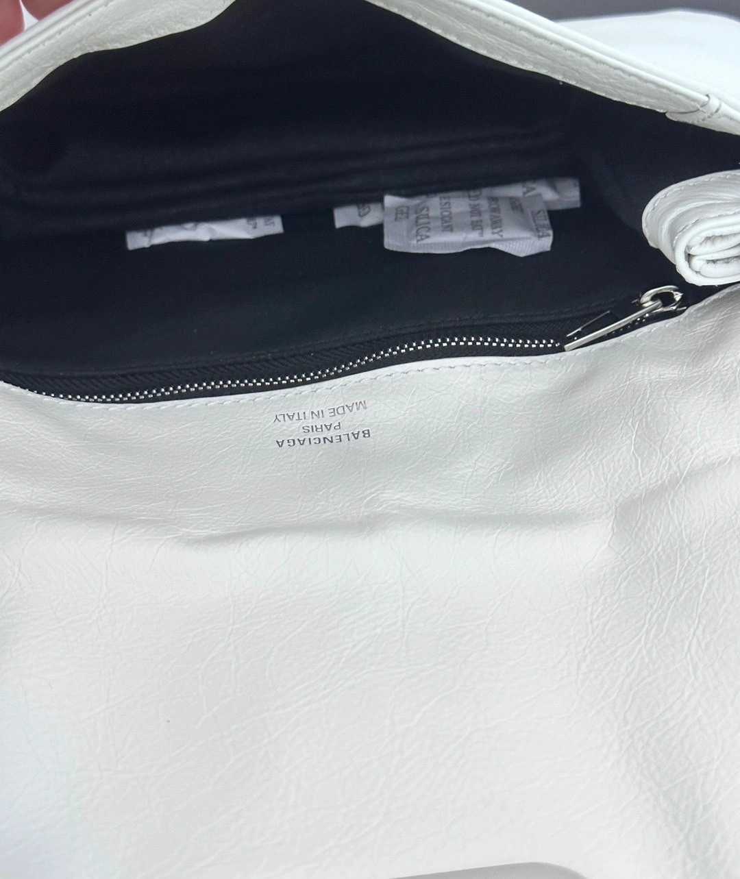 MOMO-- 218593i161 7485982AAIY9001 high quality version item:D-B000J0829