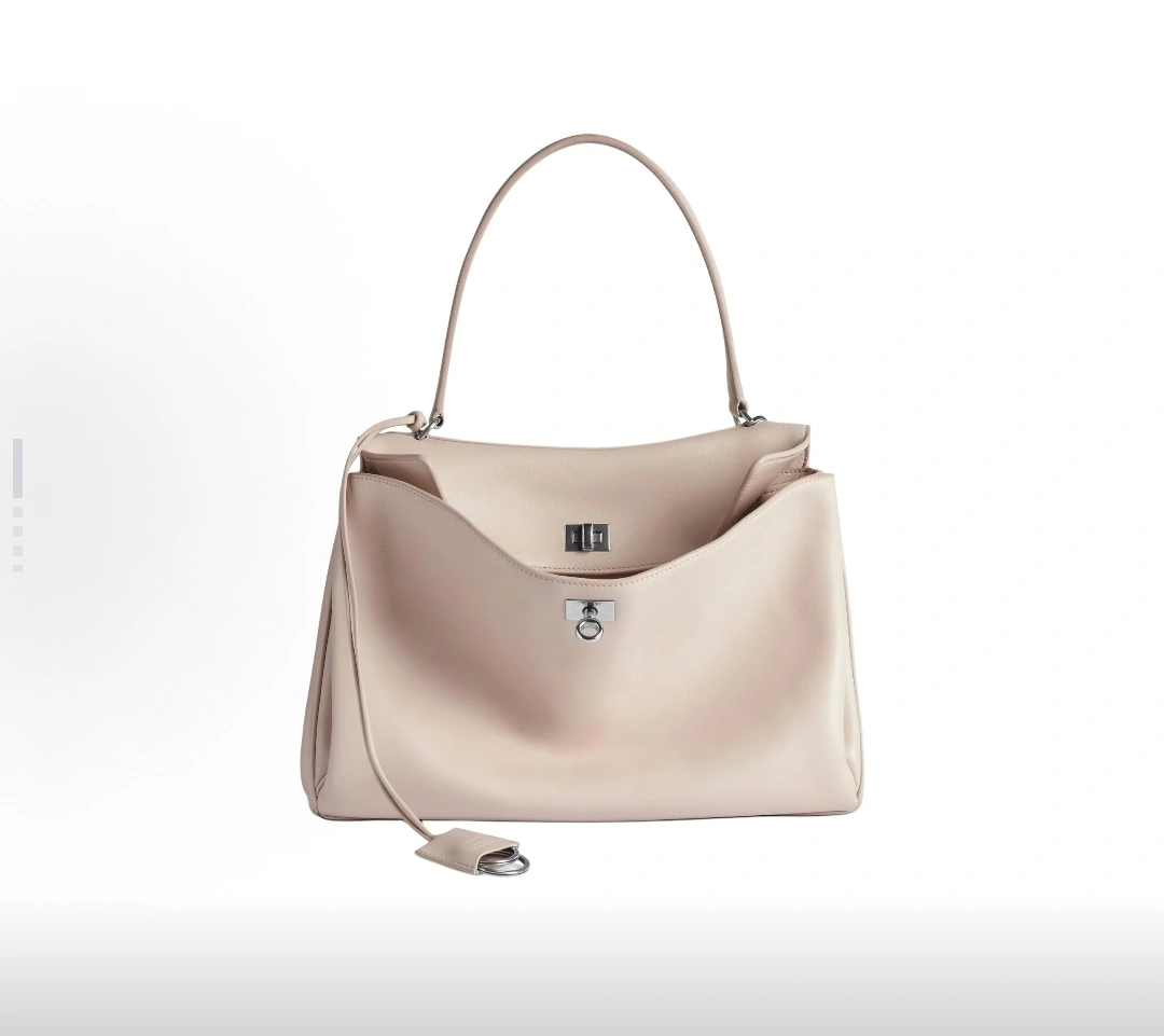 MOMO-- 218593i161 7897722AA4U2910 high quality version item:E-B063I1709