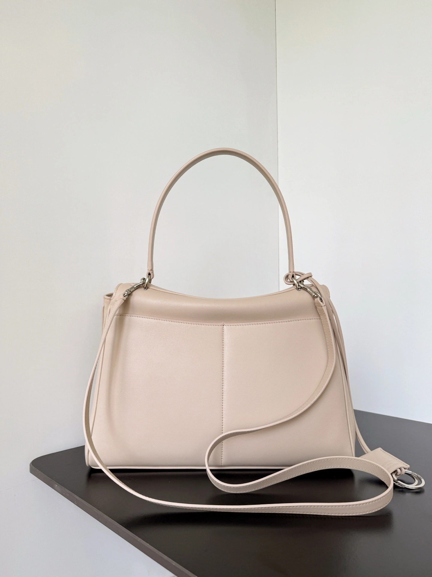 MOMO-- 218593i161 7897722AA4U2910 high quality version item:E-B063I1709