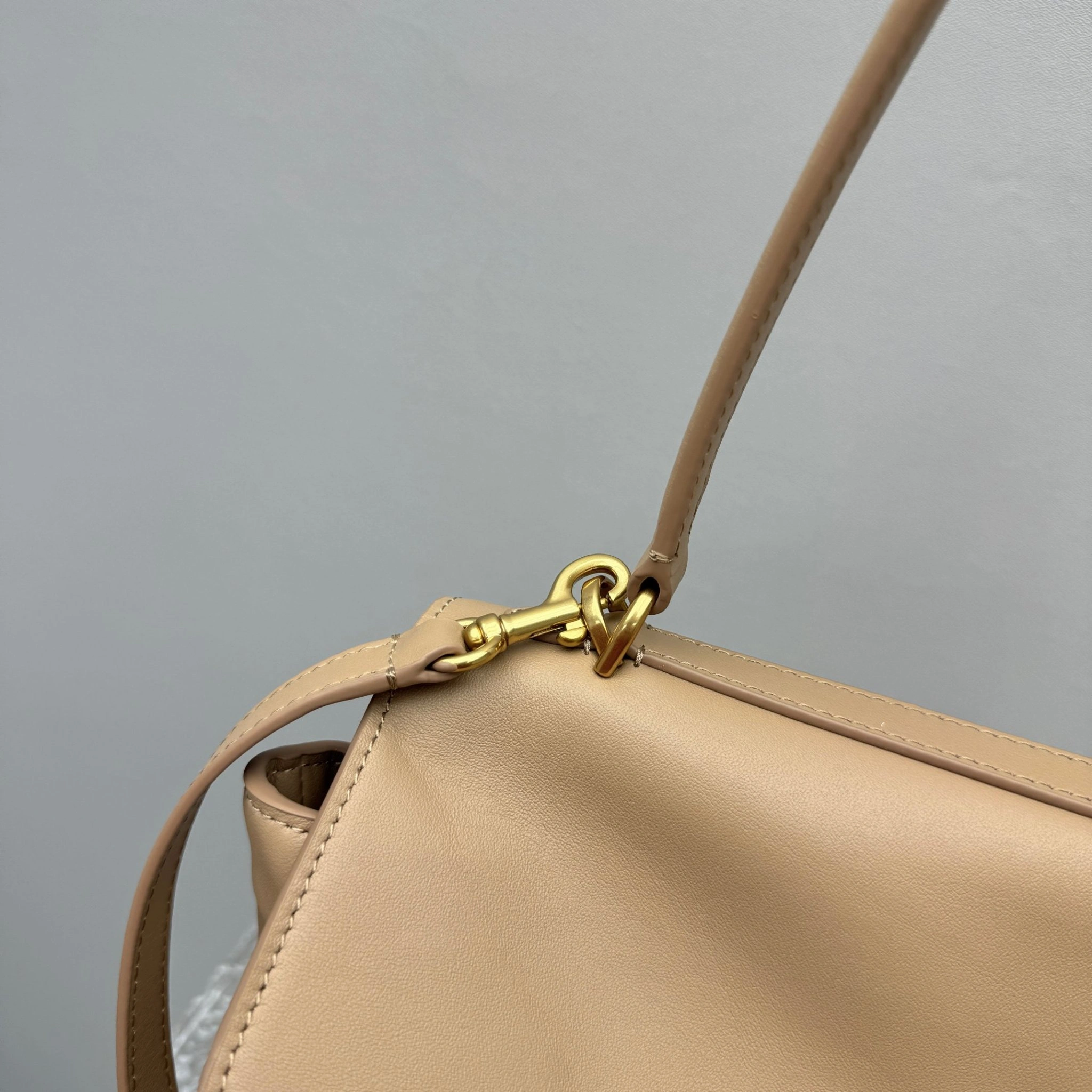 MOMO-- 218593i161 7897722AA4V2621 high quality version 𝐑𝐎𝐃𝐄𝐎 item:E-B664G1733
