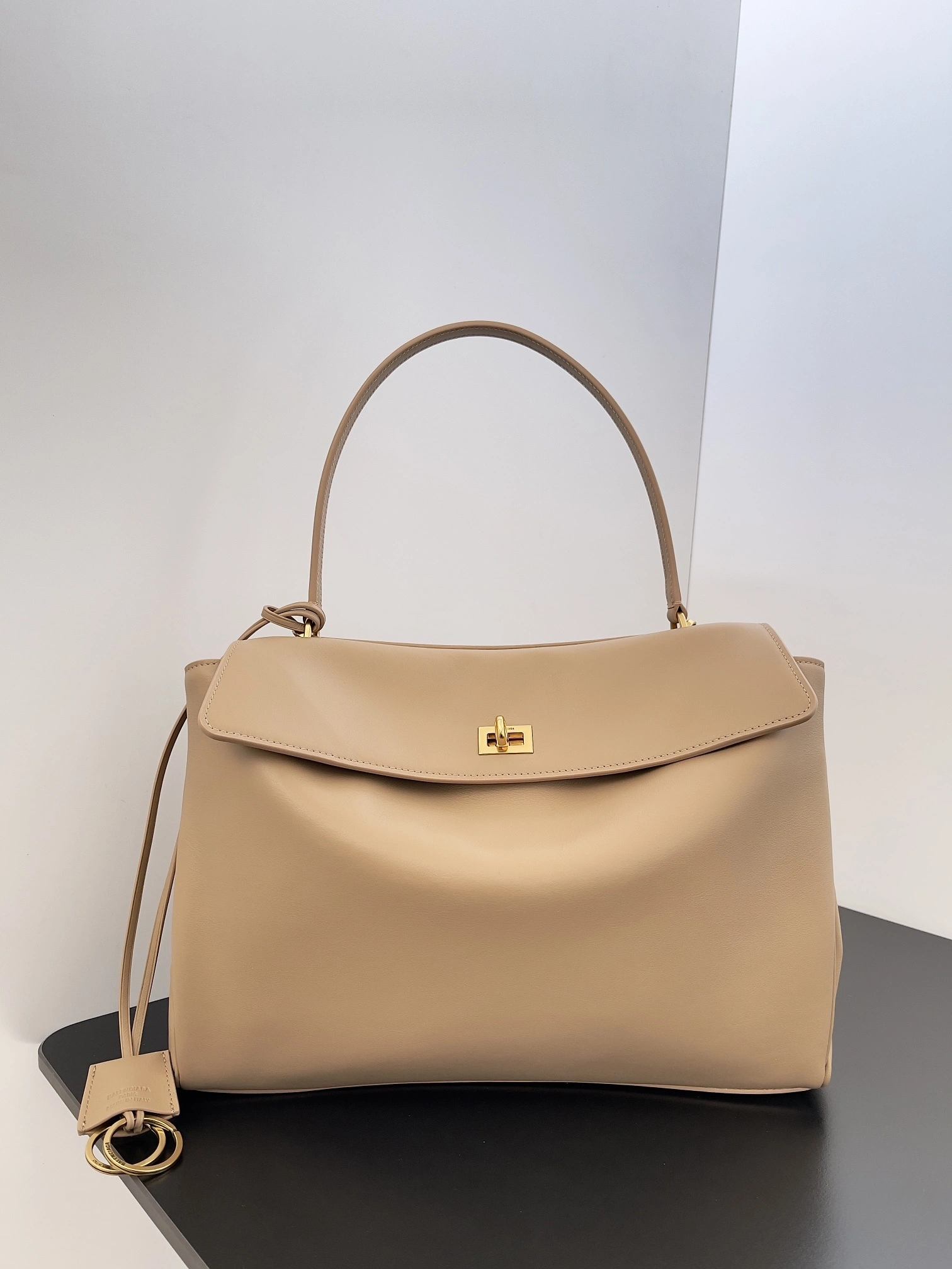 &MOMO-- 218593i161 7897722AA4V2621 high quality version item:E-B177I1708