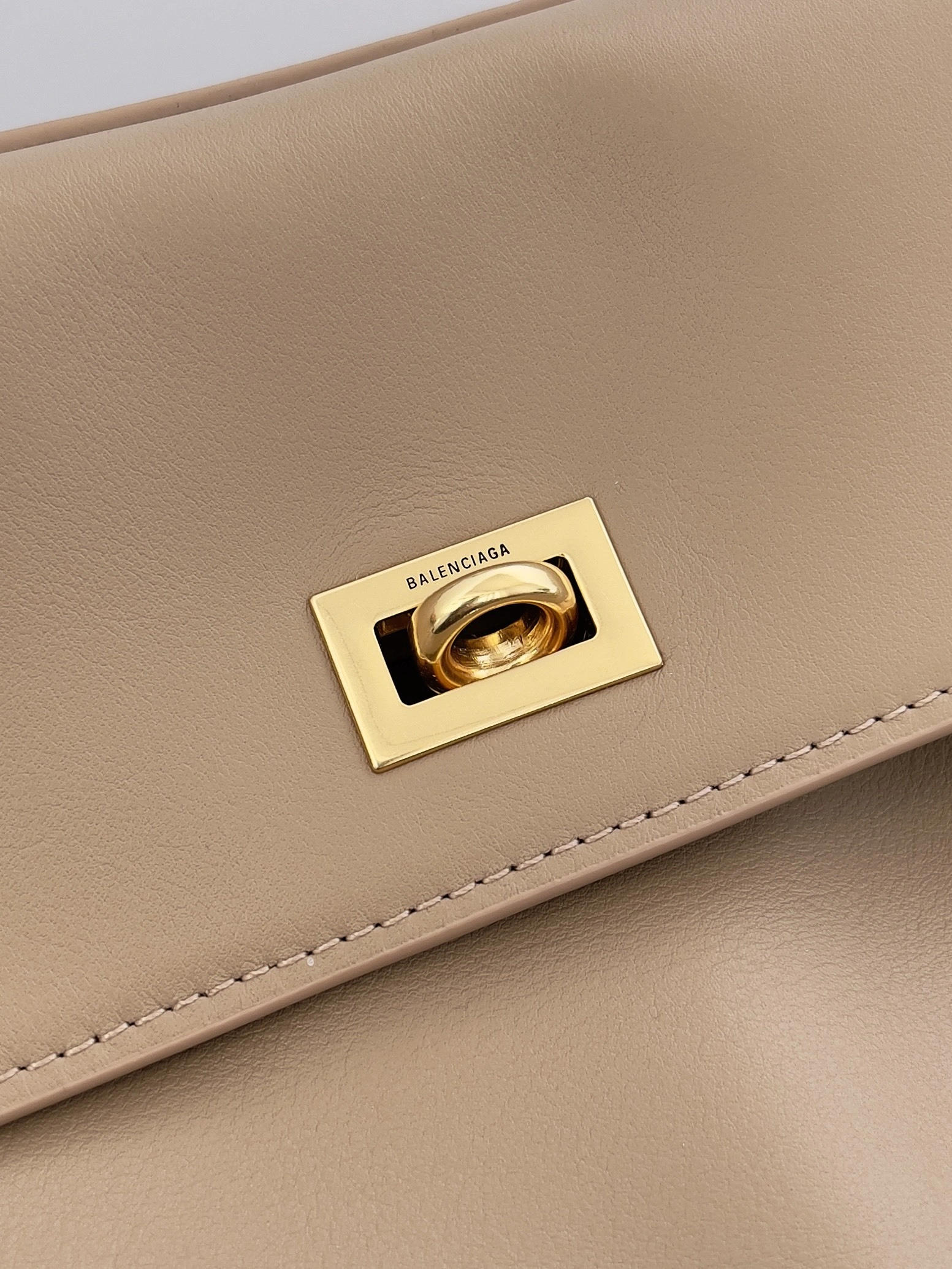 &MOMO-- 218593i161 7897722AA4V2621 high quality version item:E-B177I1708