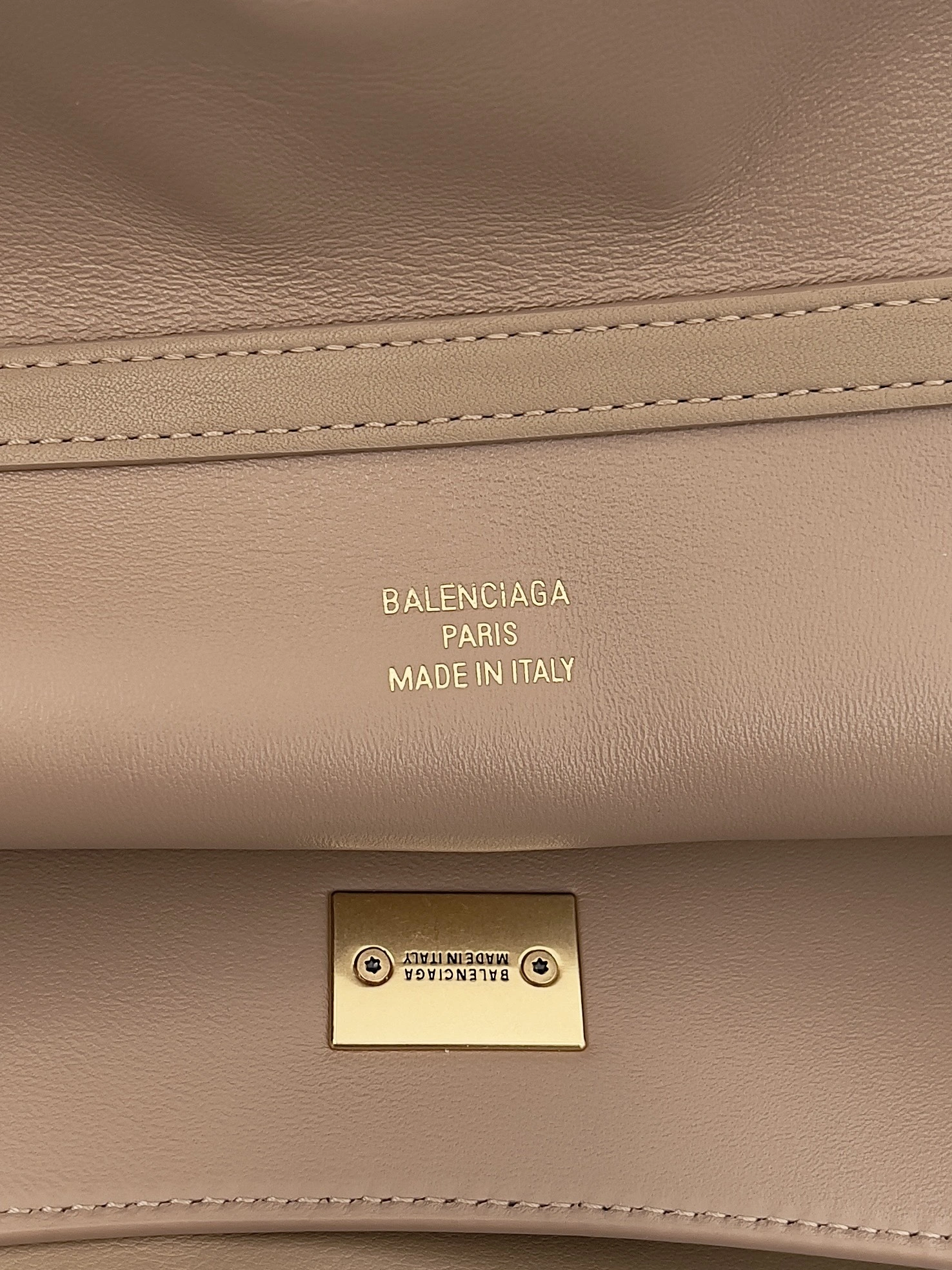 &MOMO-- 218593i161 7897722AA4V2621 high quality version item:E-B177I1708