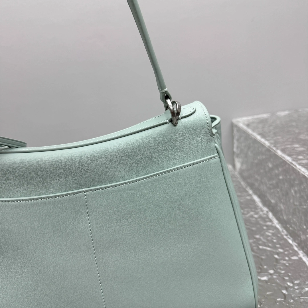 MOMO-- 218593i161 7897792AA4U3837 high quality version 𝐑𝐎𝐃𝐄𝐎 item:E-B664G1739