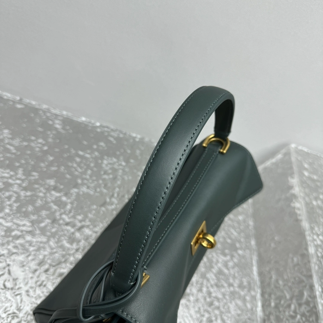 MOMO-- 218593i161 7954562AA4V3614 high quality version Rodeo item:E-B664G1745