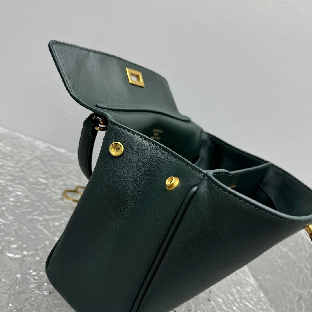 MOMO-- 218593i161 7954562AA4V3614 high quality version Rodeo item:E-B664G1745