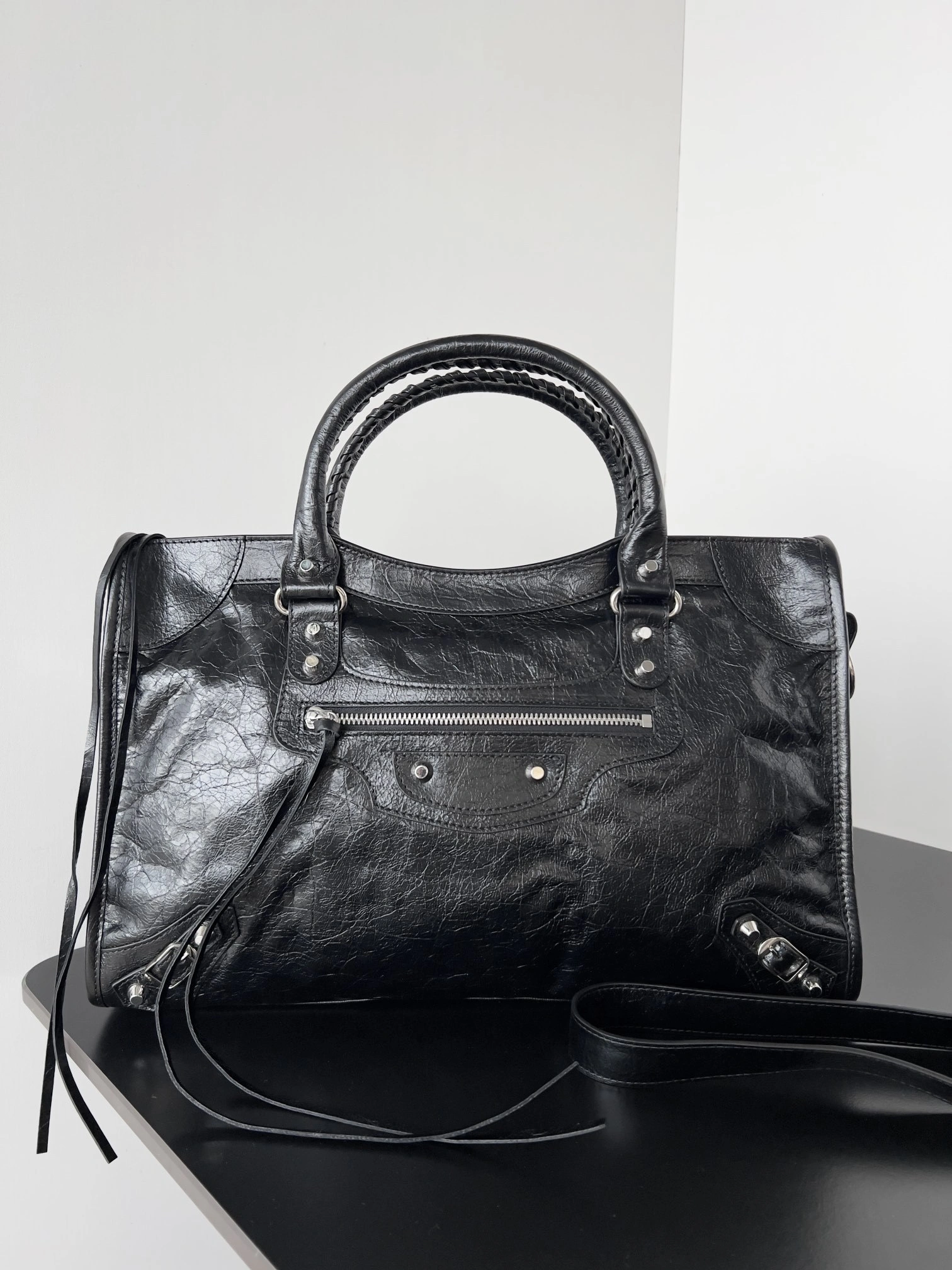 &MOMO-- 218593i161 7977862AA9S1000 Le City item:D-B063G2294