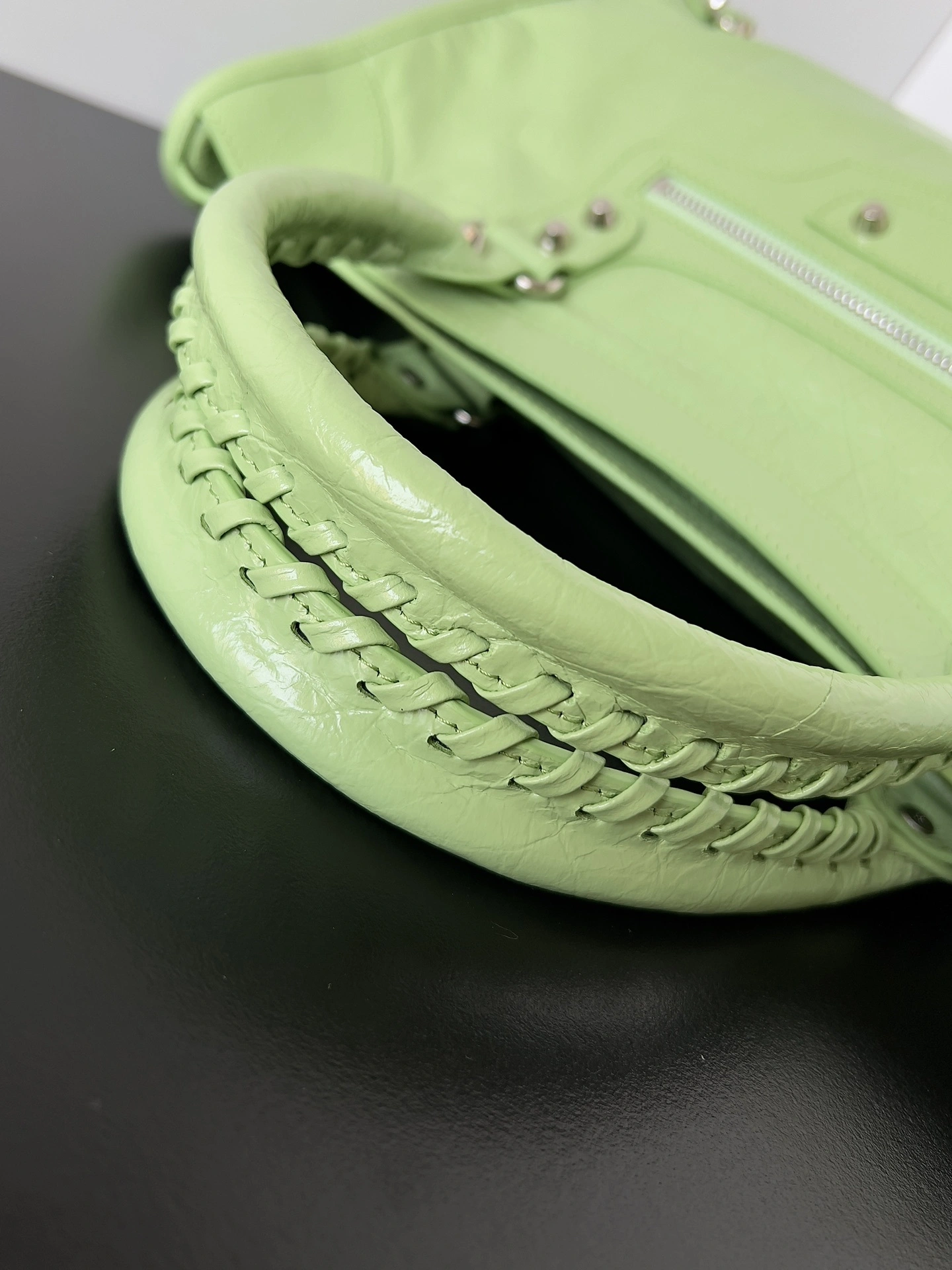 MOMO-- 218593i161 7977862AA9S3210 high quality version Le City item:D-B063I2527