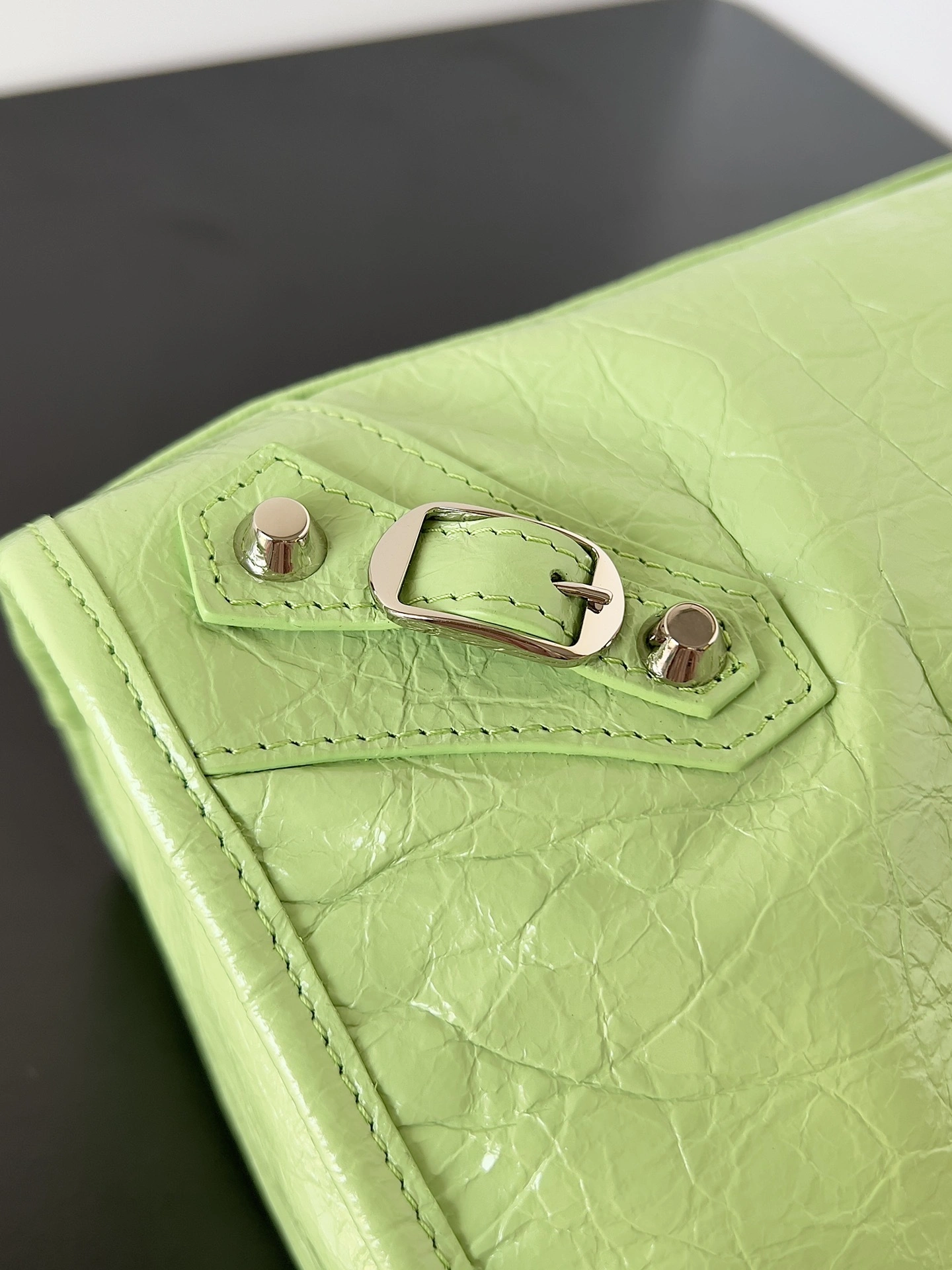 MOMO-- 218593i161 7977862AA9S3210 high quality version Le City item:D-B063I2527