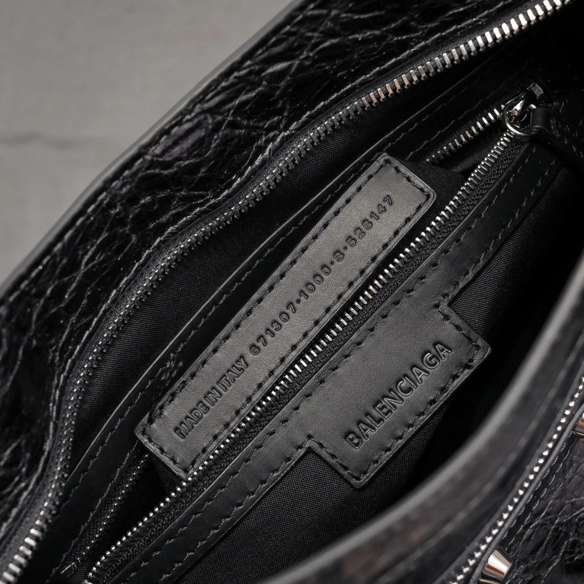 MOMO-- 218593i161 7977892AA9R1314 high quality version item:D-B000I2521