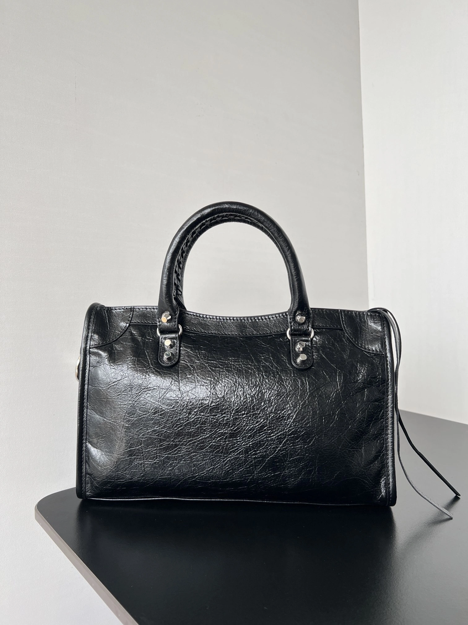 MOMO-- 218593i161 7977892AA9S1000 Le City item:D-B063G2291