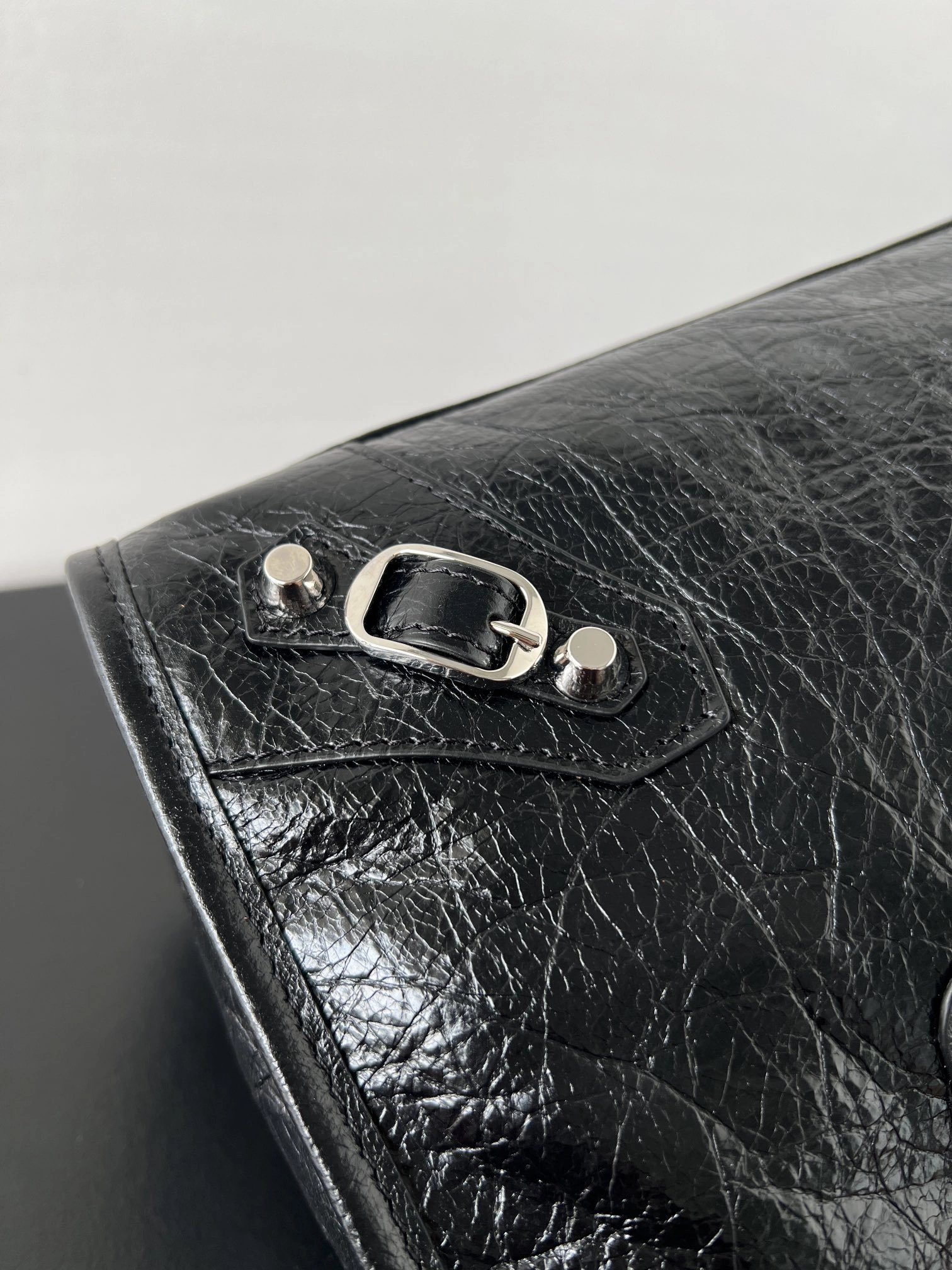 MOMO-- 218593i161 7977892AA9S1000 Le City item:D-B063G2291