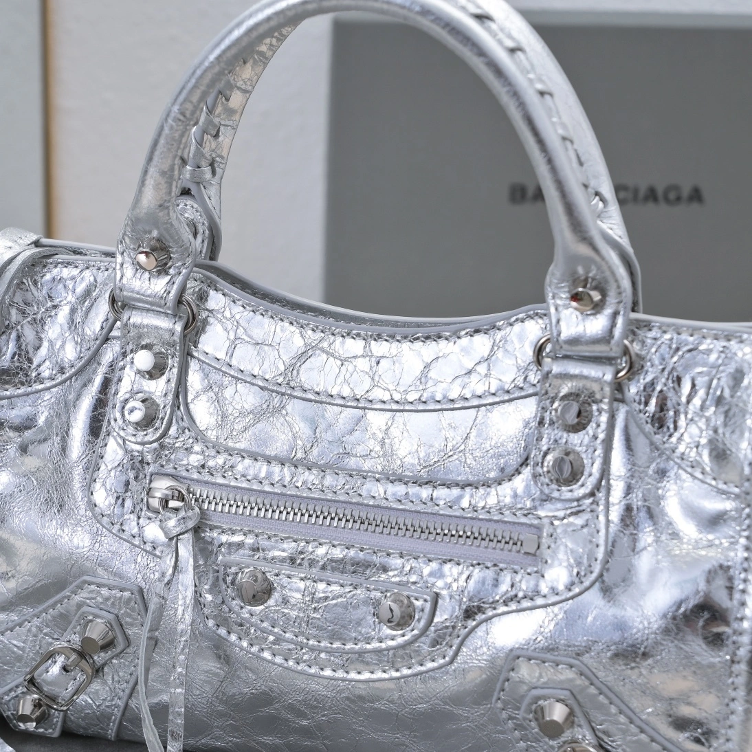 MOMO-- 218593i161 8063952AA9R8122 high quality version item:D-B000I2518