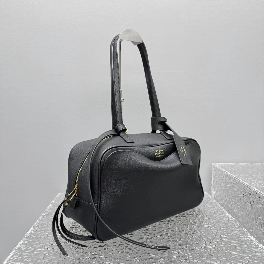 MOMO-- 218593i161 8264252ABNQ1000 high quality version CARRIE item:E-B664G1720