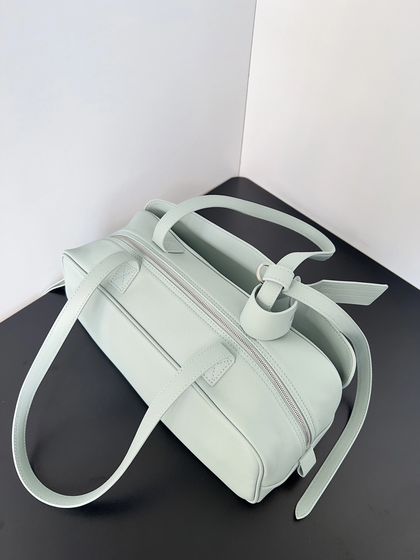 MOMO-- 218593i161 8329202ABNP3837 high quality version item:E-B063J1802