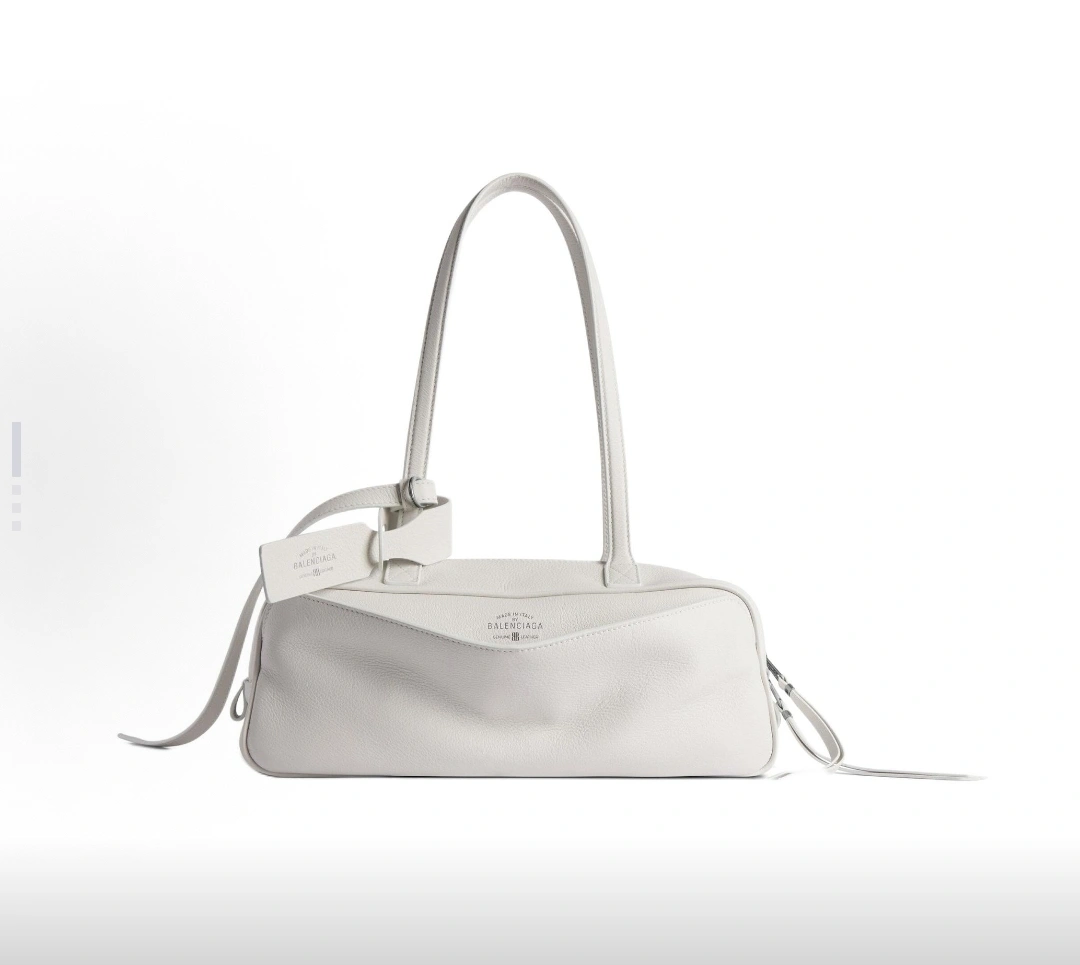 MOMO-- 218593i161 8329202ABNP9016 high quality version item:E-B063J1801