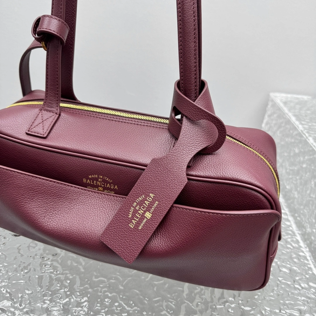 MOMO-- 218593i161 8329202ABNQ6036 high quality version CARRIE item:E-B664G1724