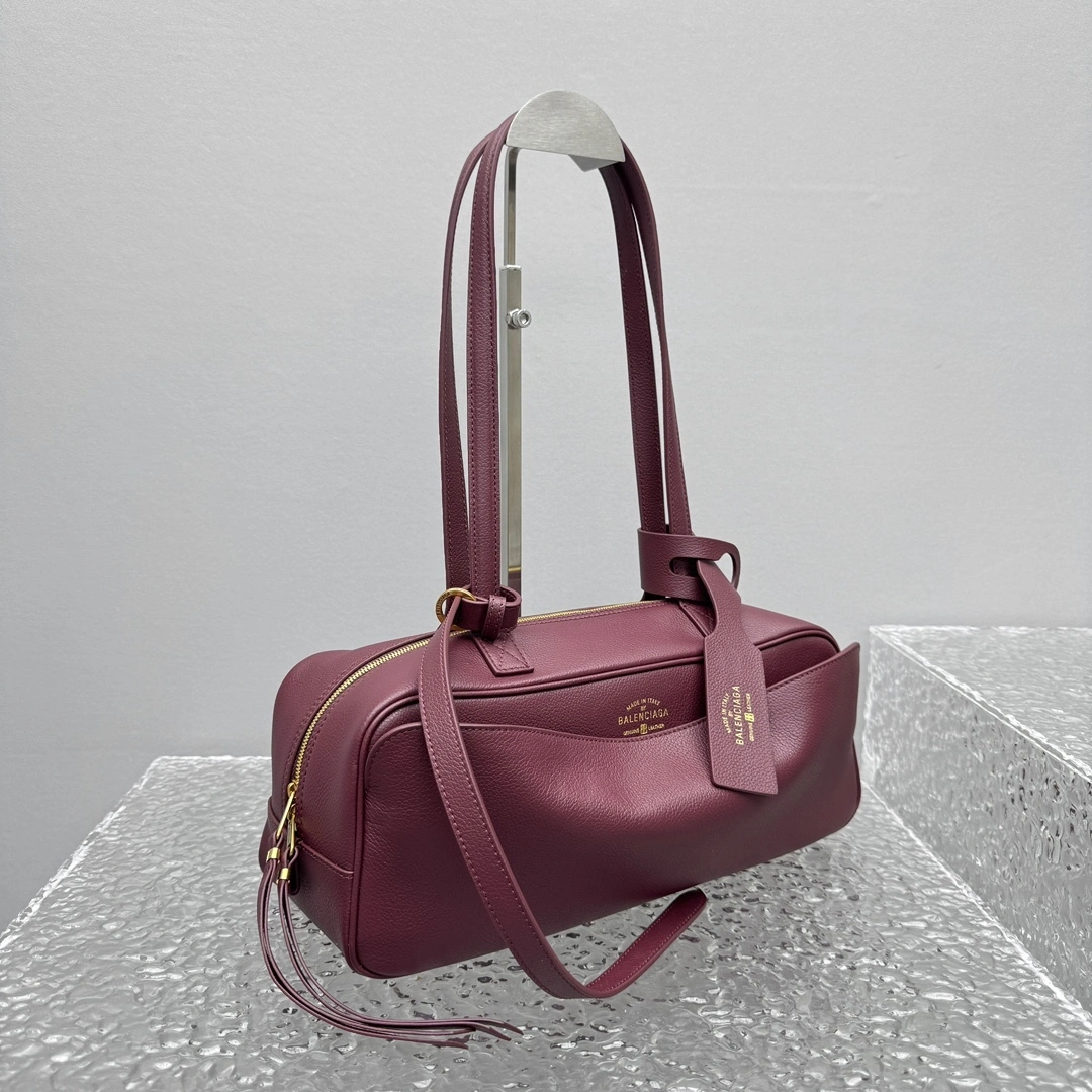 MOMO-- 218593i161 8329202ABNQ6036 high quality version CARRIE item:E-B664G1724