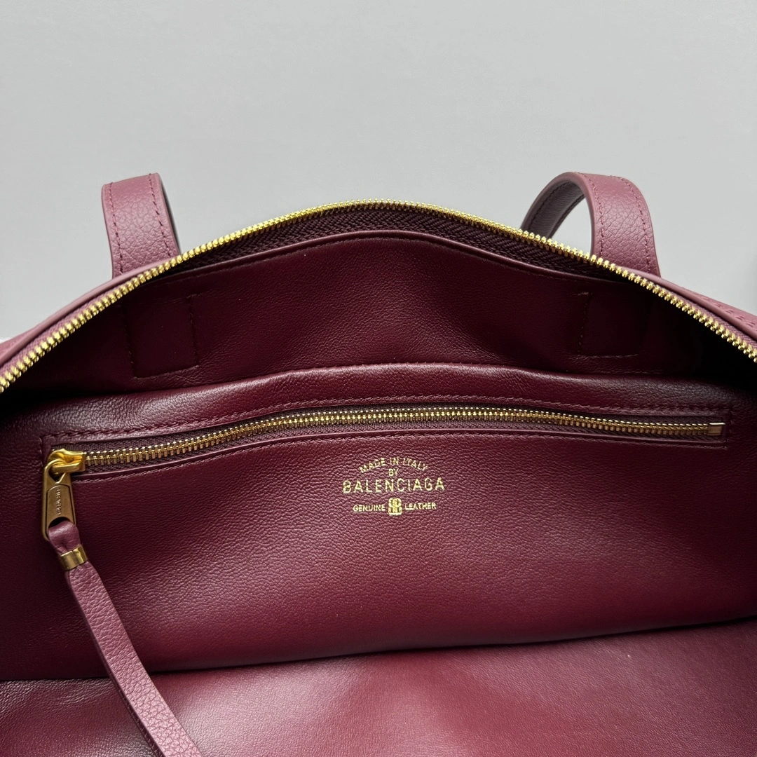 MOMO-- 218593i161 8329202ABNQ6036 high quality version CARRIE item:E-B664G1724