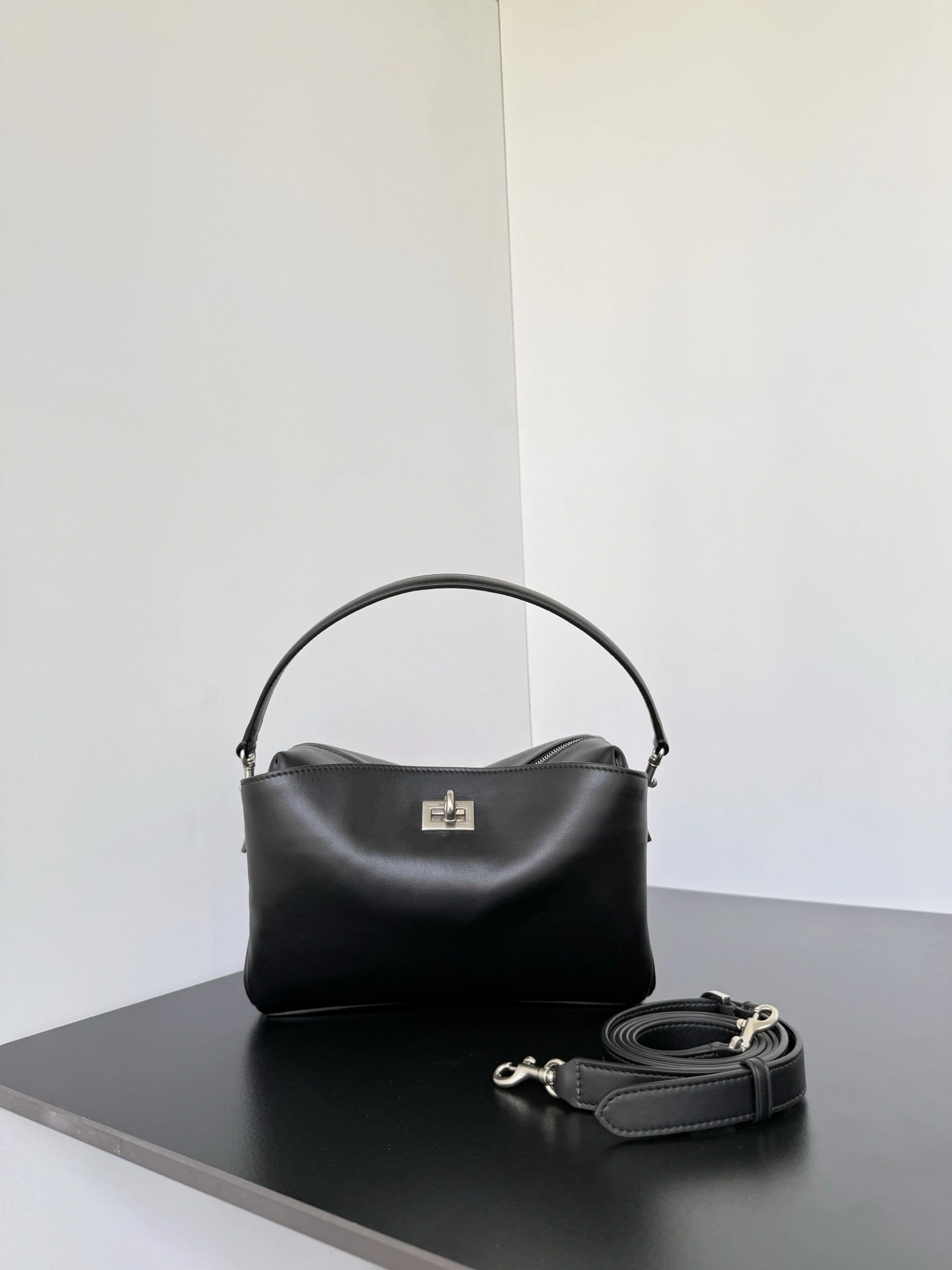 MOMO-- 218593i161 8455912AA4U1000 high quality version item:E-B063J1866