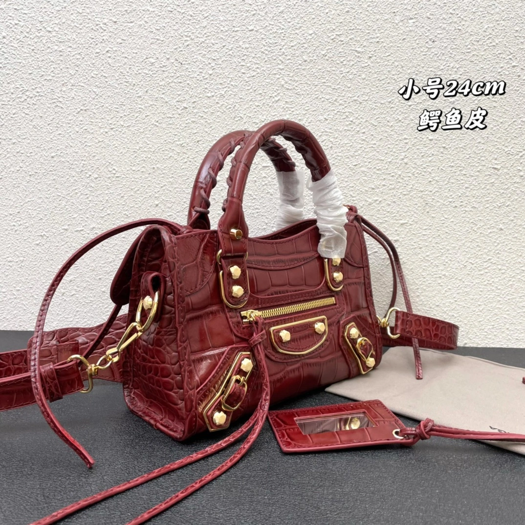 MOMO-- 218593i161 Calfskin item:D-B202H0899F