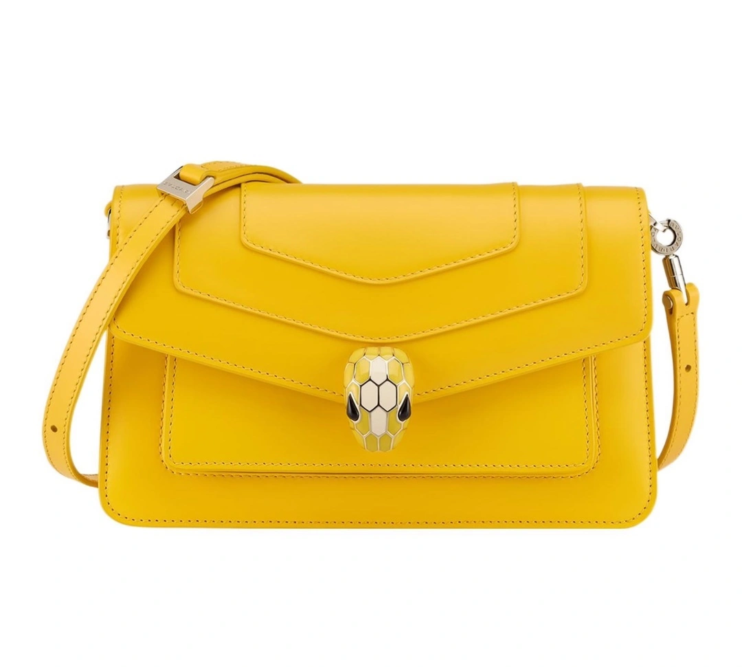 MOMO-- 292106 item:D-B063A1596