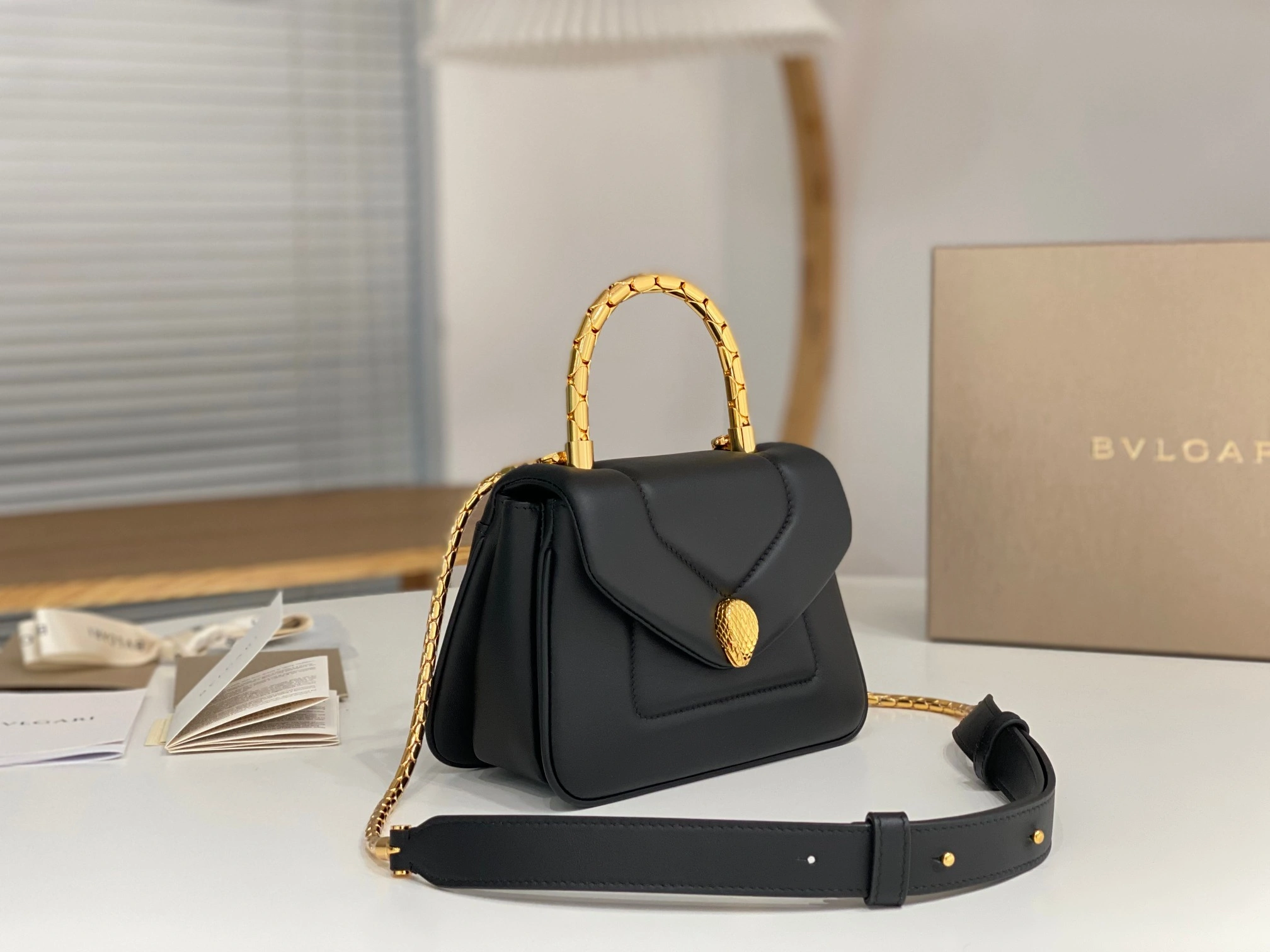 MOMO-- 292126 high quality version item：C-B063G2109R
