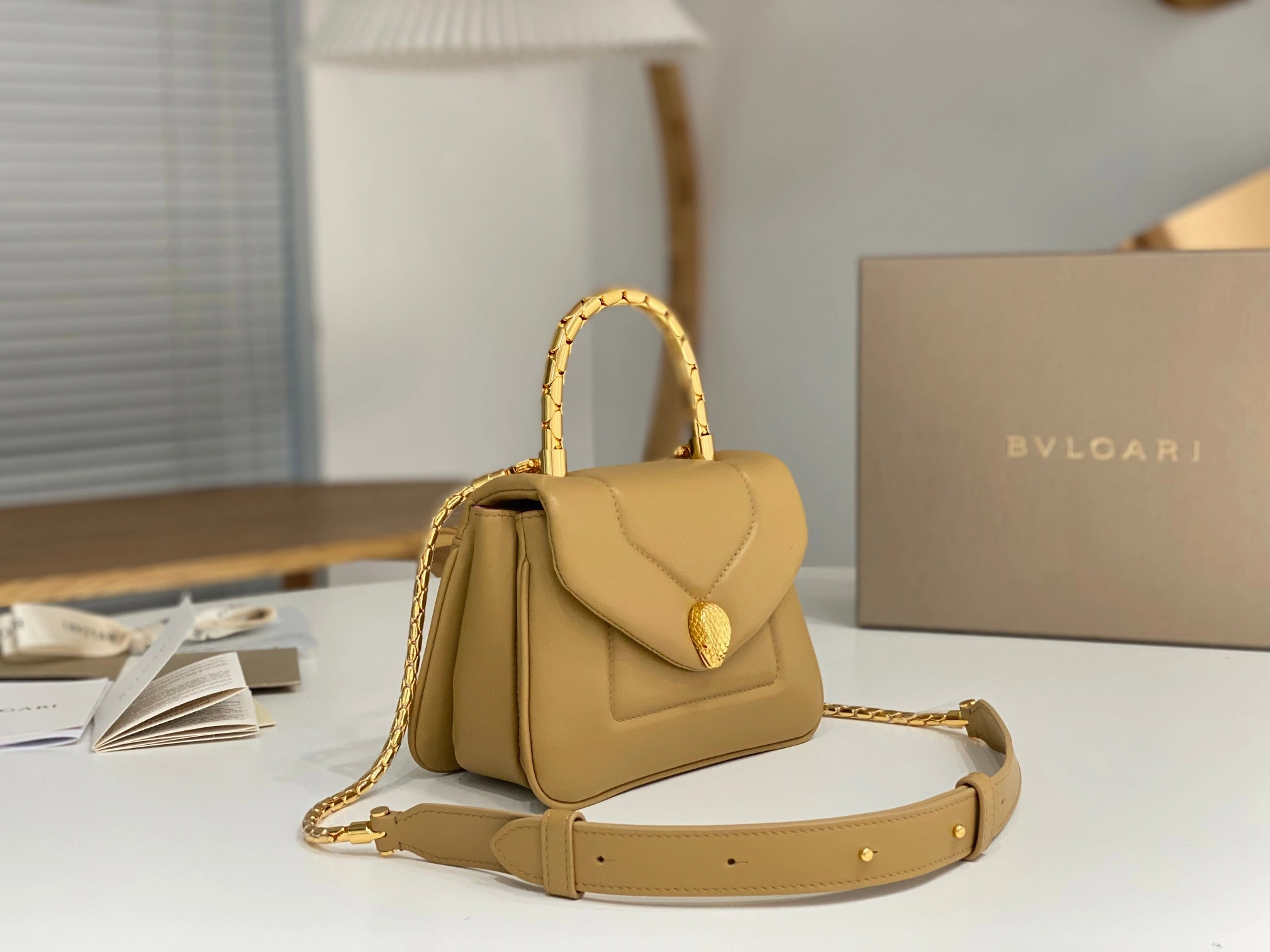 MOMO-- 292129 high quality version item：C-B063G2107R