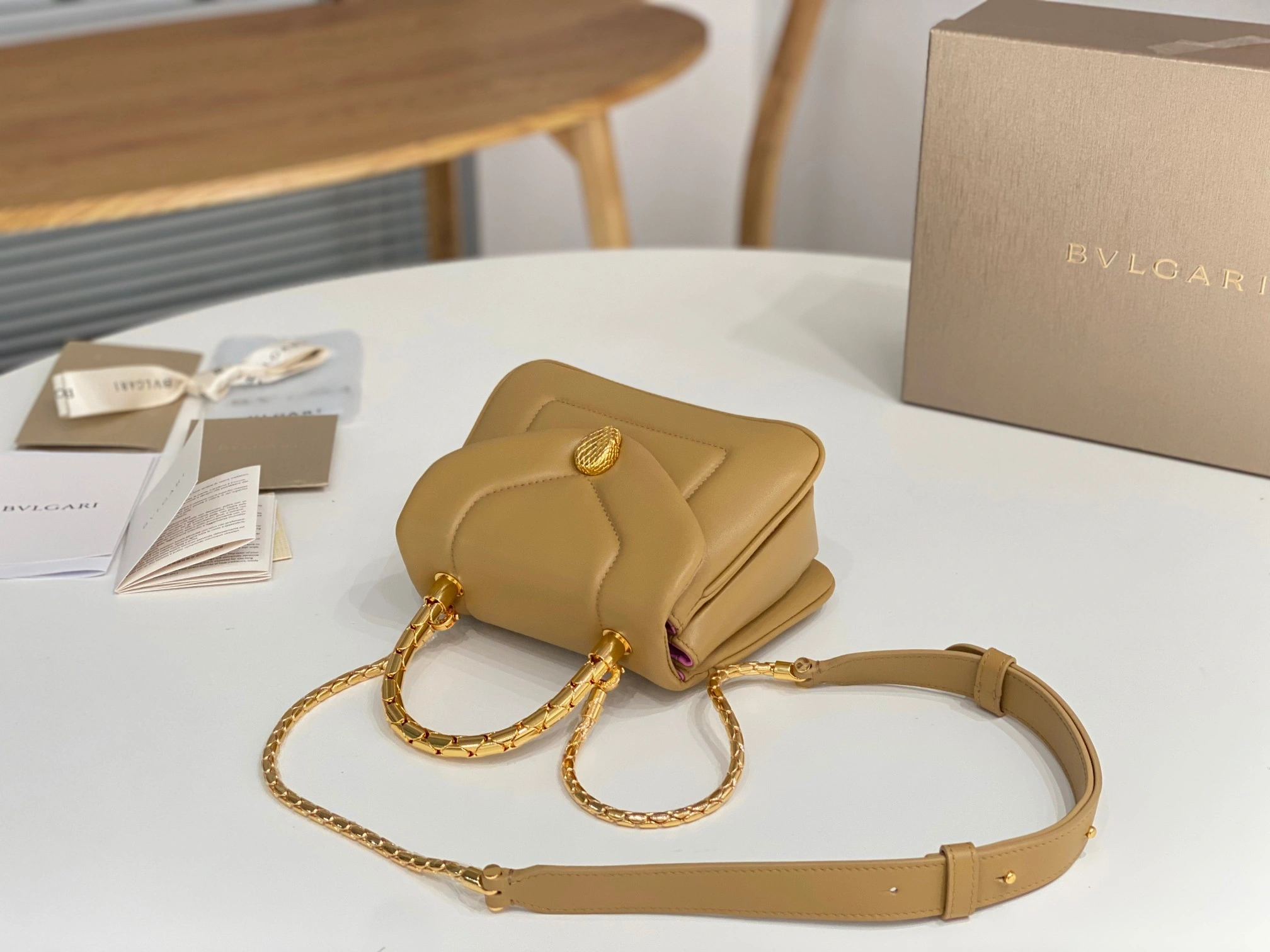 MOMO-- 292129 high quality version item：C-B063G2107R