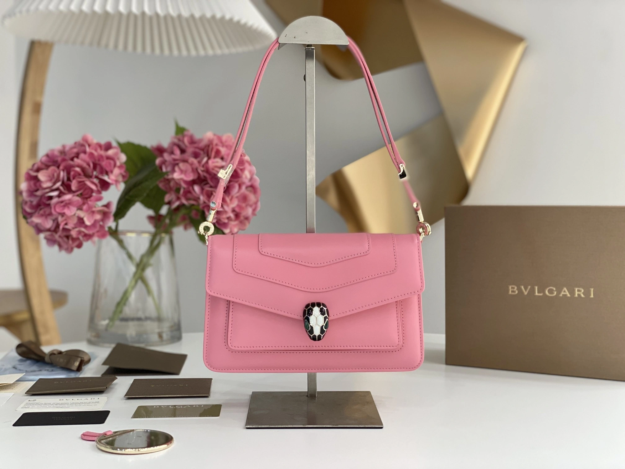 MOMO-- 292320 item:D-B063A1597