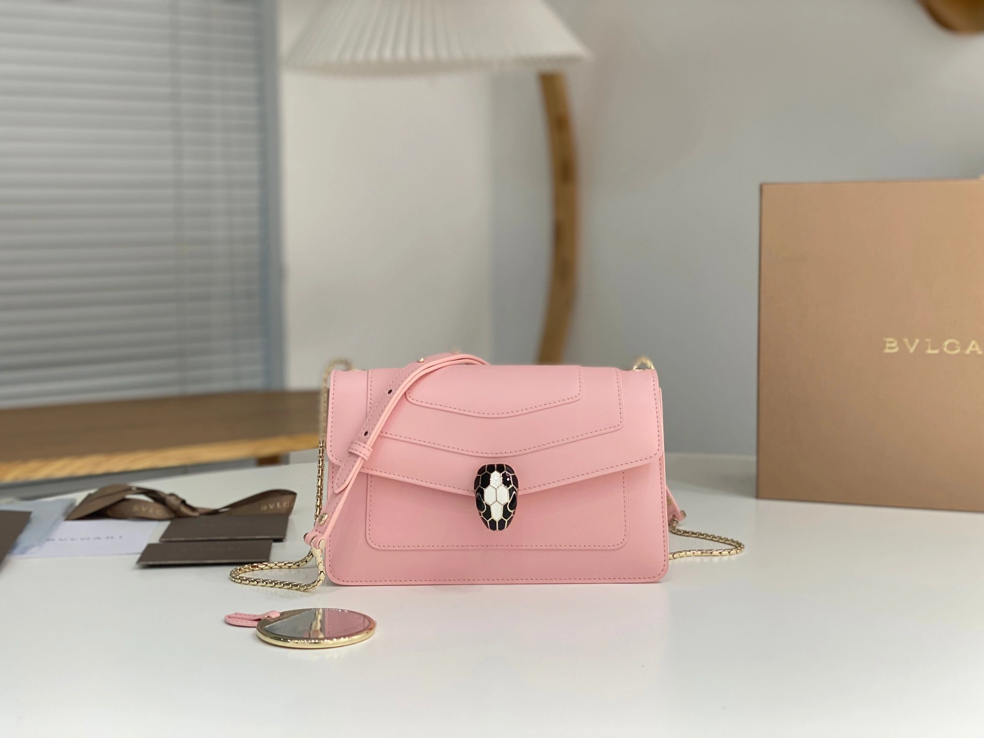 MOMO-- 292529 item:D-B063A1598