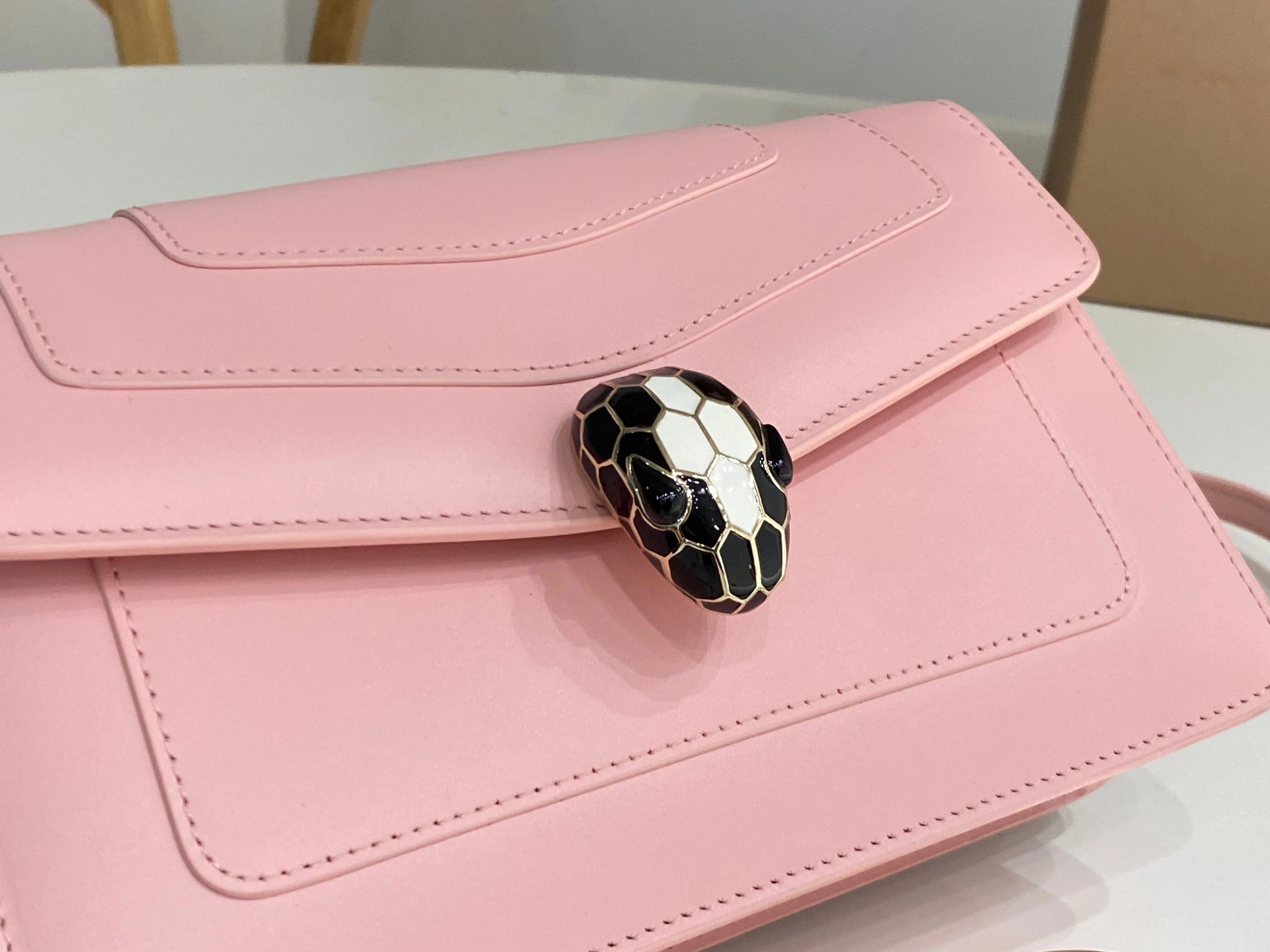 MOMO-- 292529 item:D-B063A1598