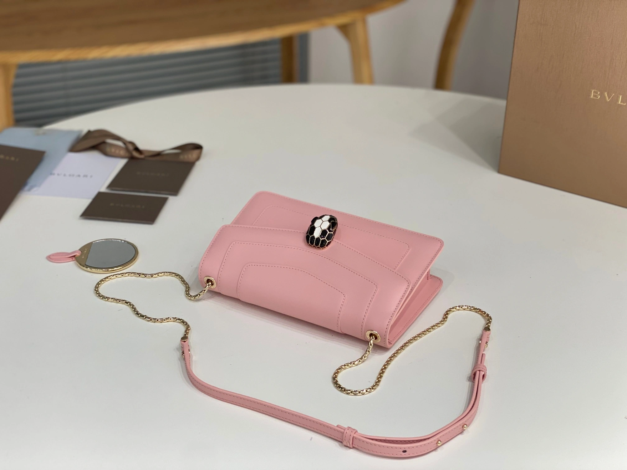 MOMO-- 292529 item:D-B063A1598