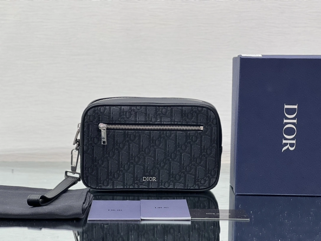 MOMO-- 2ESCA340YSE-H03E item：C-B397G2137R