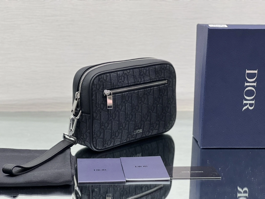 MOMO-- 2ESCA340YSE-H03E item：C-B397G2137R