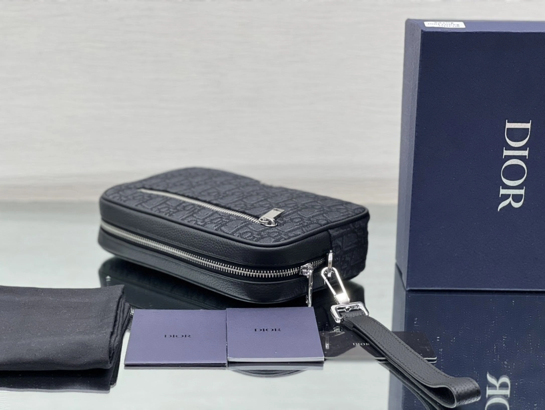 MOMO-- 2ESCA340YSE-H03E item：C-B397G2137R