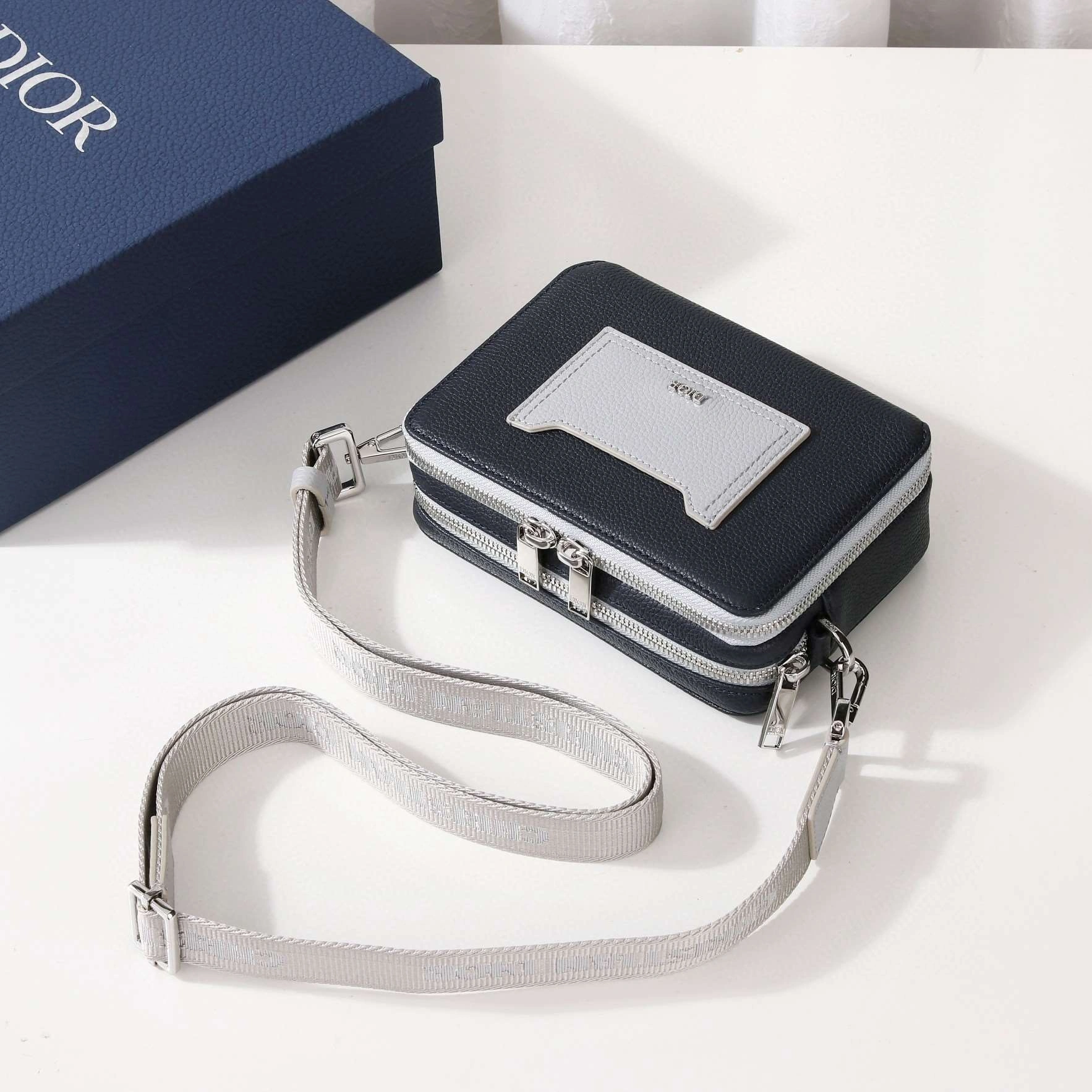 *MOMO---2PUBC120GBC-H00E item : A-B180H2338A