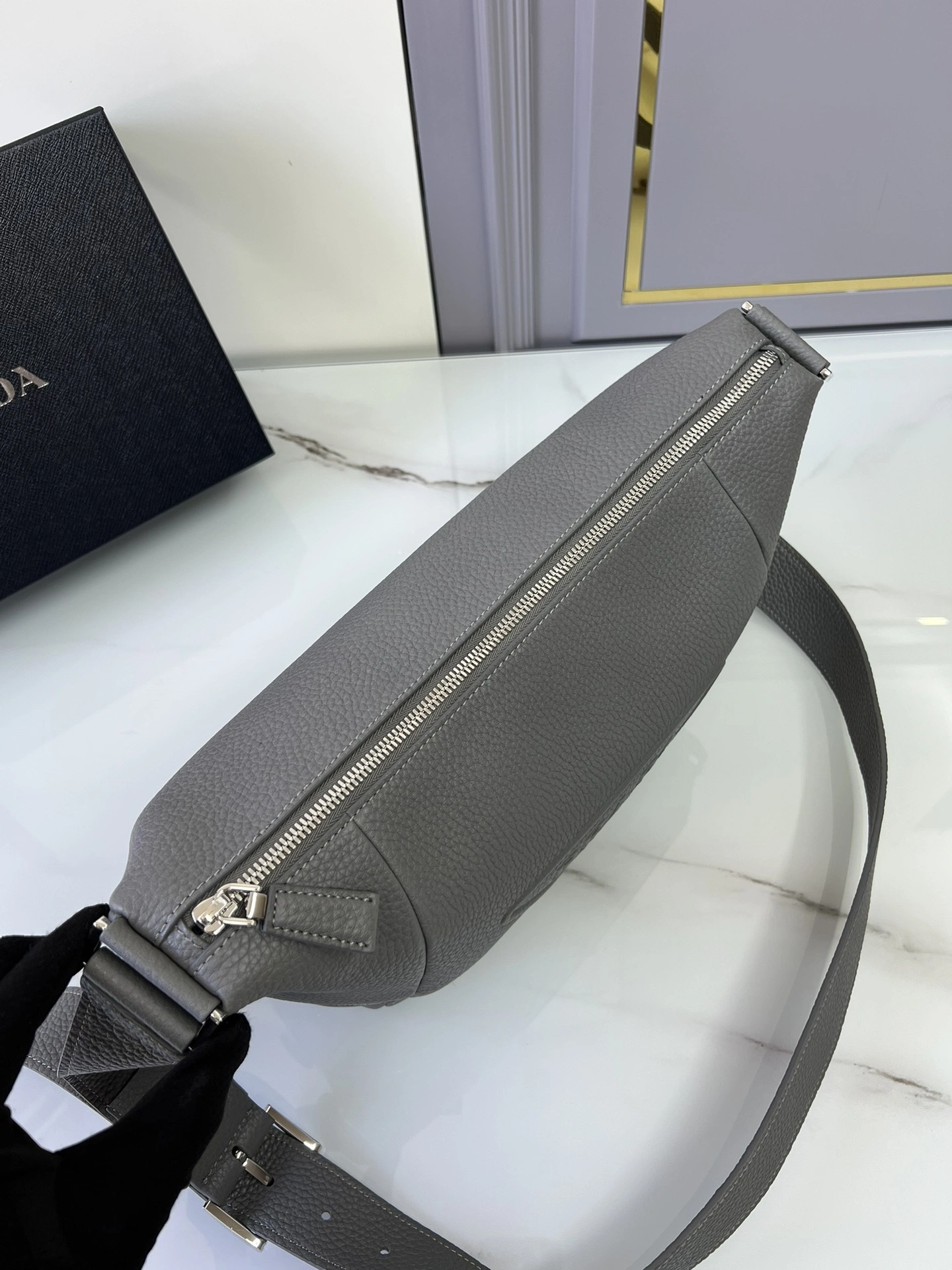MOMO-- 2VH165_2BBE_F0K44_V_OOO item:D-B063A0449S