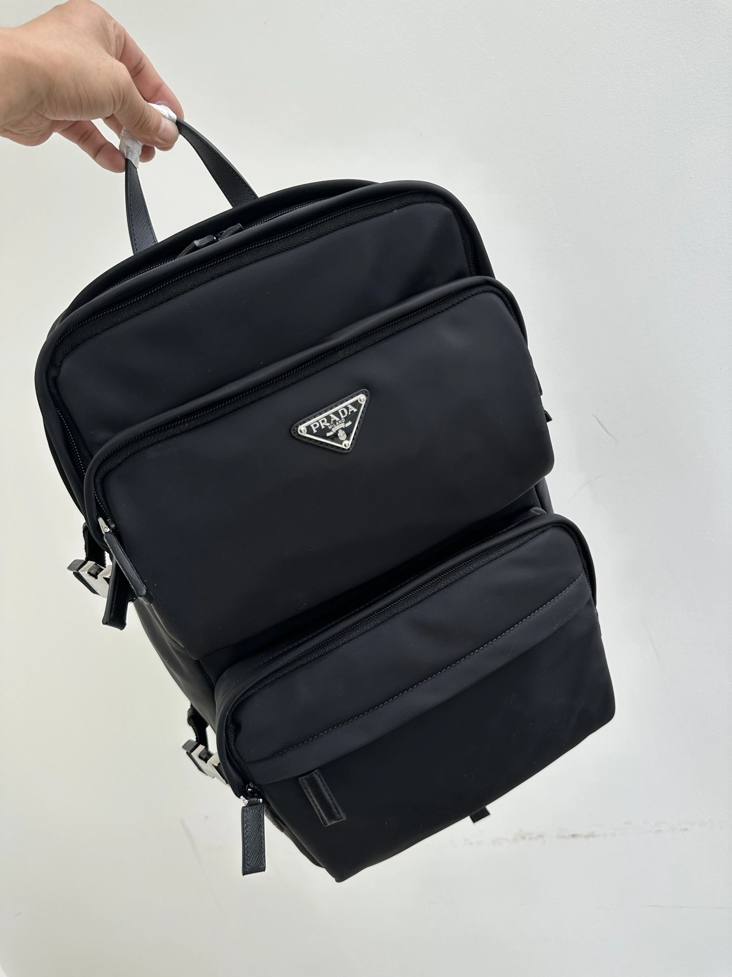 &&MOMO---2VZ101_2DMG_F0002_V_OOO 2VZ101_2DMG_F0002 Calfskin item:D-B432D0676