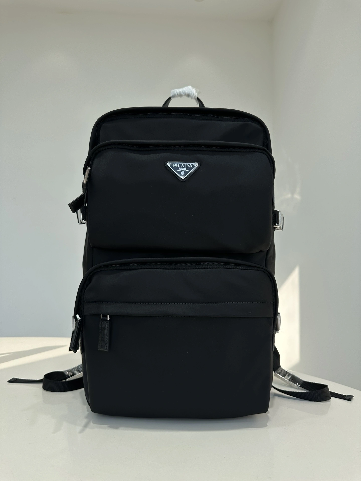 &&MOMO---2VZ101_2DMG_F0002_V_OOO 2VZ101_2DMG_F0002 Calfskin item:D-B432D0676