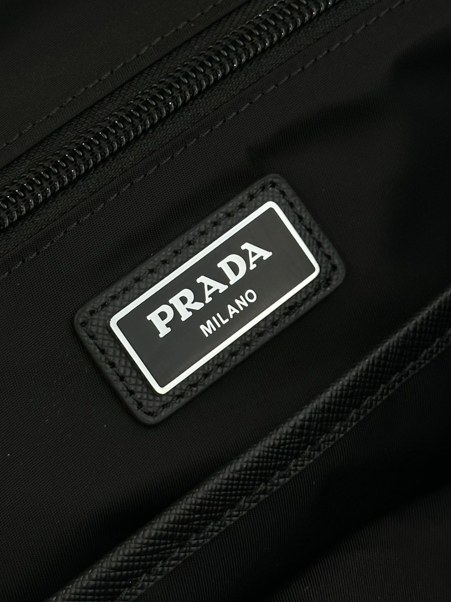 &&MOMO---2VZ101_2DMG_F0002_V_OOO 2VZ101_2DMG_F0002 Calfskin item:D-B432D0676