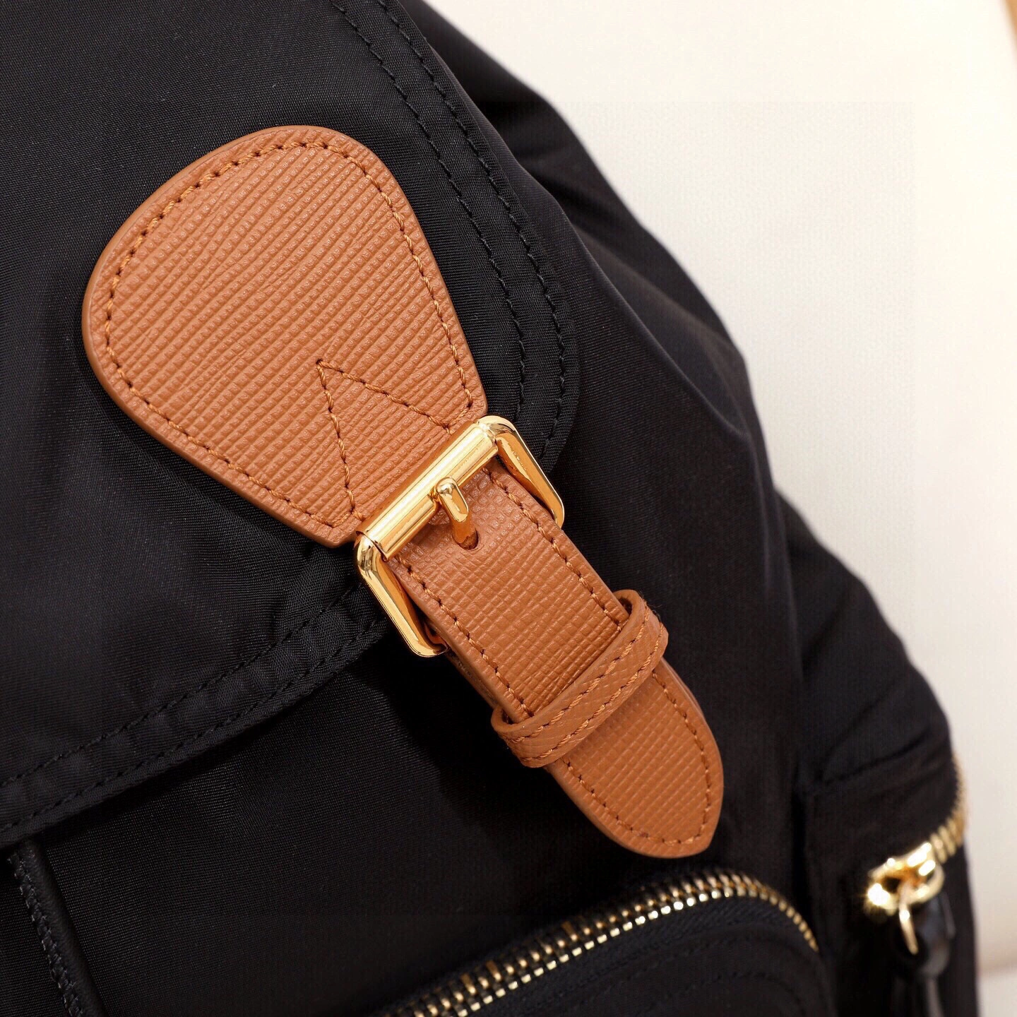 MOMO-- 2ur25rry 40166221 high quality version item:E-B000K0505