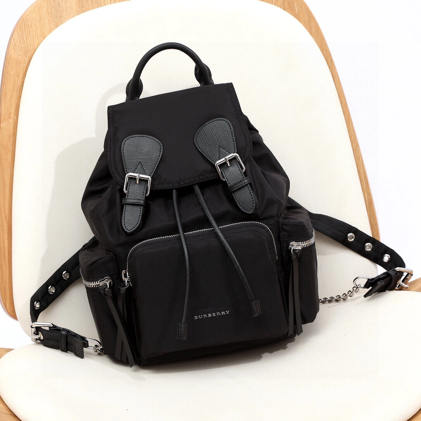 MOMO-- 2ur25rry 40482971 high quality version item:E-B000K0504